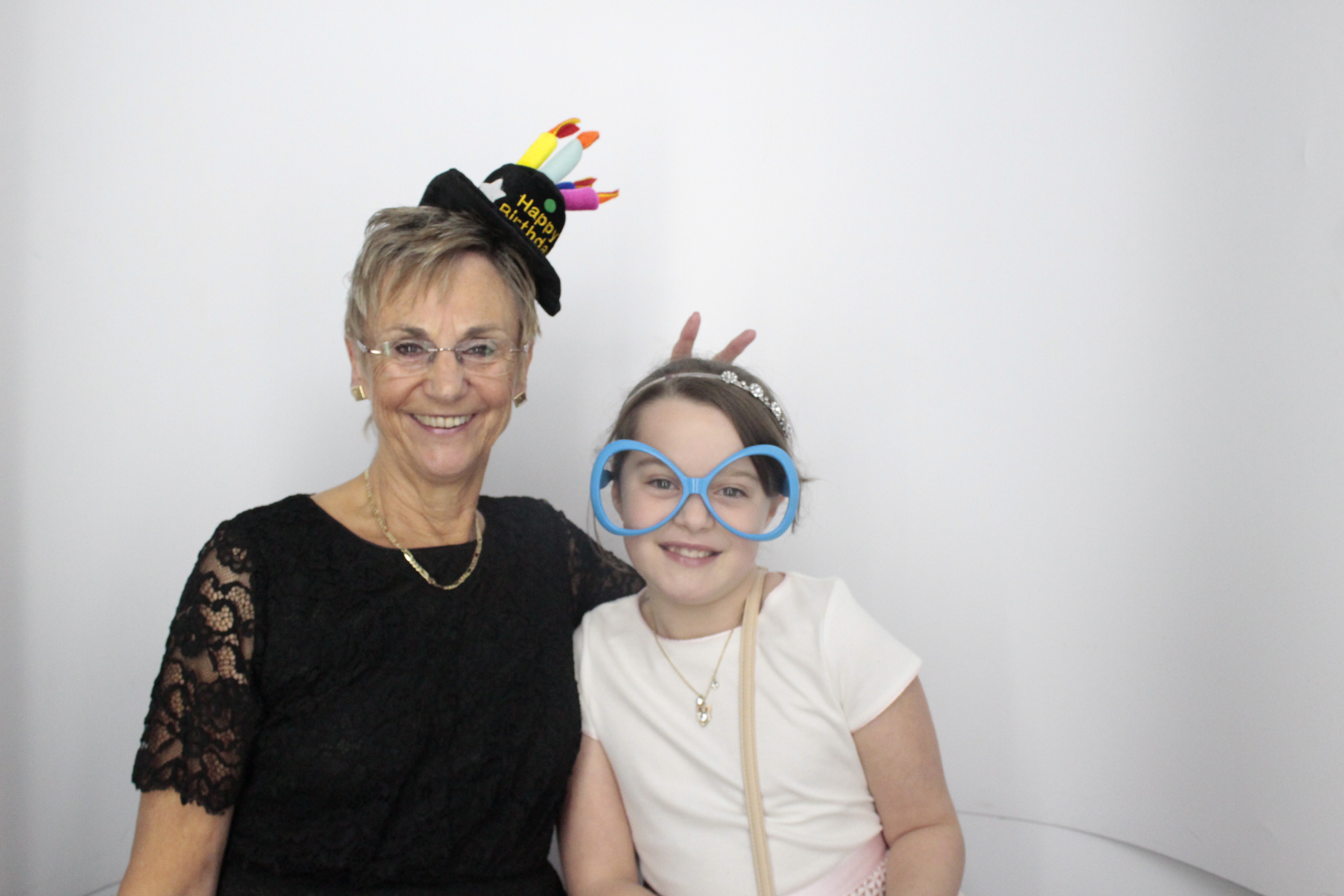 Dorothy's 90th Birthday | View more photos from the event at gallery.myphotoboothexperience.co.uk/u/MyPhotoBoothExperienceLtd/Dorothys-90th-Birthday